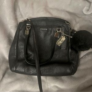 *well loved* vintage COACH cross purse shoulder bag